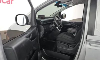 Hyundai Staria 2022, 30878 км, за 14637.02 USD - фото 10