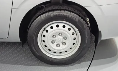Hyundai Staria 2022, 30878 км, за 14637.02 USD - фото 21