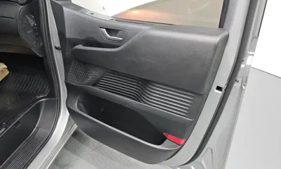 Hyundai Staria 2022, 30878 км, за 14637.02 USD - фото 25