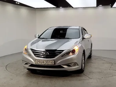 Hyundai Sonata 2014, 138036 км, за 2649 USD