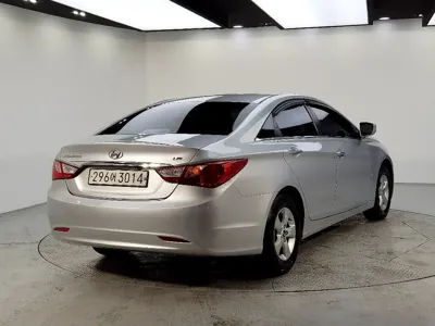 Hyundai Sonata 2014, 138036 км, за 2649 USD