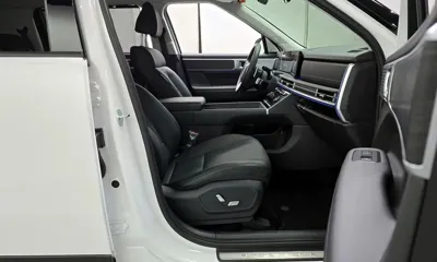 Hyundai Santafe 2024, 12417 км, за 20480.5 USD - фото 10