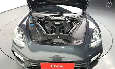 Porsche Panamera 2021, 79932 км, за 54680.32 USD - фото 6