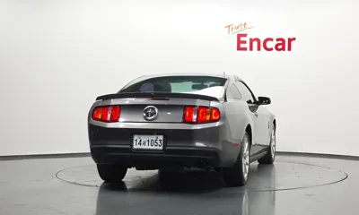 Ford Mustang 2010, 155608 км, за 5883.13 USD