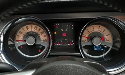 Ford Mustang 2010, 155608 км, за 5842.2 USD - фото 8