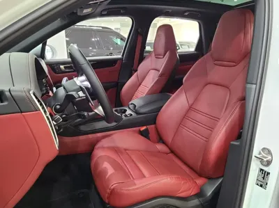 Porsche Cayenne 2023, 46800 км, за 71357.77 USD - фото 10