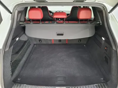 Porsche Cayenne 2023, 46800 км, за 71357.77 USD - фото 15