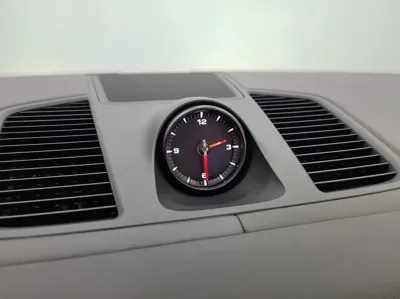 Porsche Cayenne 2023, 46800 км, за 71357.77 USD - фото 20