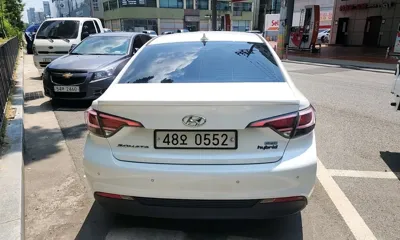 Hyundai Sonata 2017, 205843 км, за 6761.19 USD