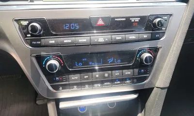 Hyundai Sonata 2017, 205843 км, за 6761.19 USD - фото 8