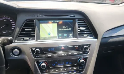 Hyundai Sonata 2017, 205843 км, за 6761.19 USD - фото 9