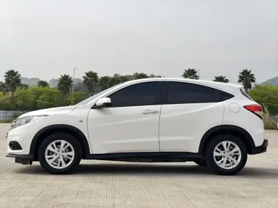 Honda Vezel 2019, 60000 км, за 8381.36 USD