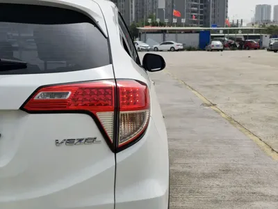 Honda Vezel 2019, 60000 км, за 8381.36 USD - фото 7
