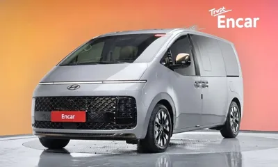 Hyundai Staria · 2025 год