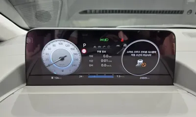 Hyundai Staria 2025, 24845 км, за 29539.19 USD - фото 8