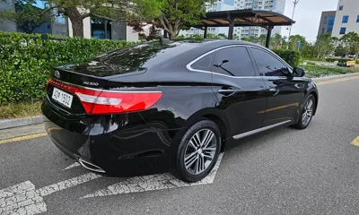 Hyundai Grandeur 2014, 153040 км, за 3679.1 USD