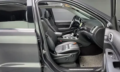 Jeep Cherokee 2021, 89479 км, за 16872.97 USD - фото 26