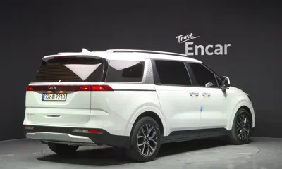 Kia Canival 2022, 55215 км, за 16887.4 USD