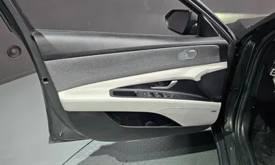 Hyundai Avante 2021, 72046 км, за 12295.09 USD - фото 24