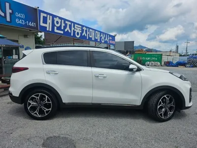 Kia Sportage 2019, 115000 км, за 10444.03 USD