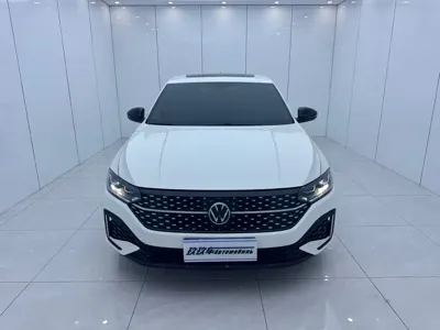 Volkswagen Lavida 2023, 49000 км, за 13029.32 USD
