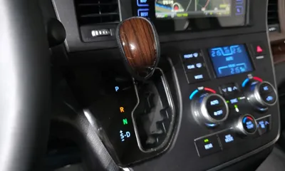 Toyota Sienna 2016, 112757 км, за 11270.36 USD - фото 9