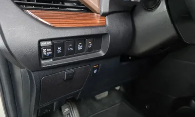 Toyota Sienna 2016, 112757 км, за 11270.36 USD - фото 12