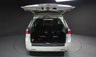 Toyota Sienna 2016, 112757 км, за 11270.36 USD - фото 19