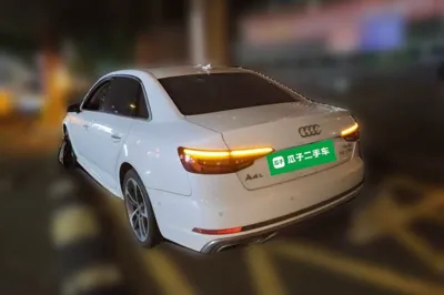 Audi A4L 2018, 114800 км, за 13664 USD