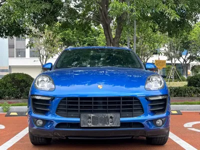 Porsche Macan 2016, 148000 км, за 17492.91 USD