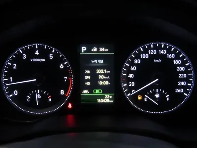 Hyundai Grandeur 2019, 160372 км, за 8391.89 USD - фото 8
