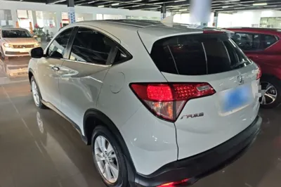 Honda Vezel 2019, 72900 км, за 9245 USD
