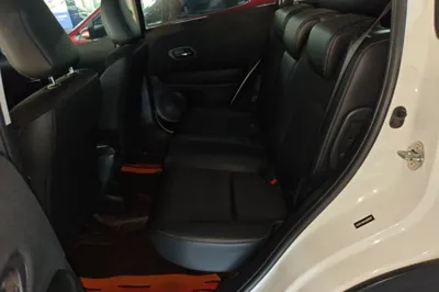 Honda Vezel 2019, 72900 км, за 9245 USD - фото 20