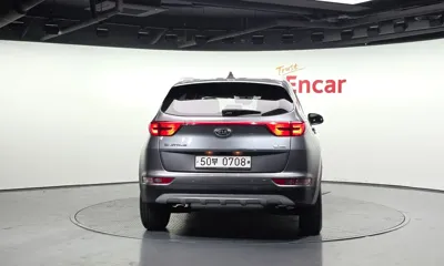 Kia Sportage 2016, 104943 км, за 5894.03 USD
