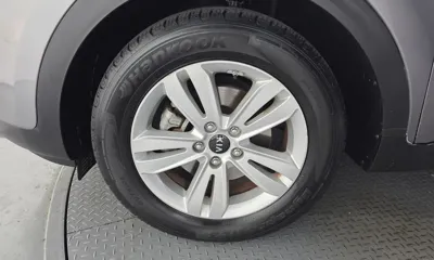 Kia Sportage 2016, 104943 км, за 5894.03 USD