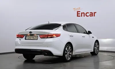Kia K5 2018, 141819 км, за 5513.98 USD