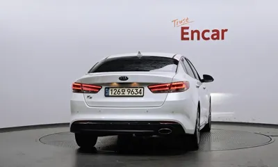 Kia K5 2018, 141819 км, за 5513.98 USD