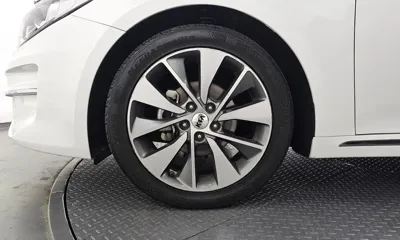 Kia K5 2018, 141819 км, за 5513.98 USD