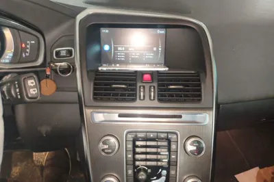 Volvo XC60 2015, 119400 км, за 7224 USD - фото 11