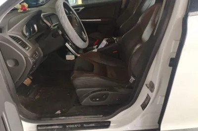 Volvo XC60 2015, 119400 км, за 7224 USD - фото 13