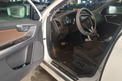 Volvo XC60 2015, 119400 км, за 7224 USD - фото 14