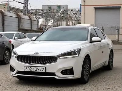 Kia K7 2016, 155200 км, за 7475.78 USD