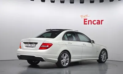 Mercedes-Benz C-Class 2012, 123336 км, за 2980.13 USD