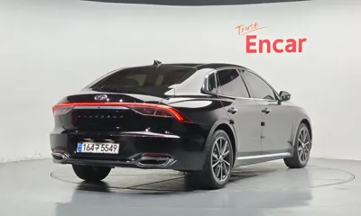 Hyundai Grandeur 2020, 30487 км, за 14542.58 USD