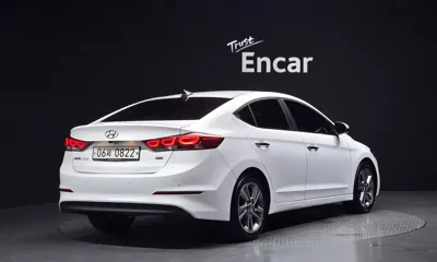 Hyundai Avante 2016, 118280 км, за 5750.93 USD