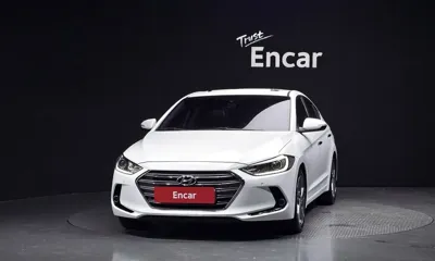 Hyundai Avante 2016, 118280 км, за 5750.93 USD
