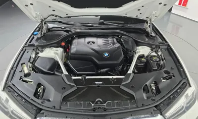 BMW 5-Series 2022, 89010 км, за 25027.62 USD - фото 6