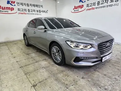 Hyundai Grandeur 2018, 170743 км, за 7491.86 USD