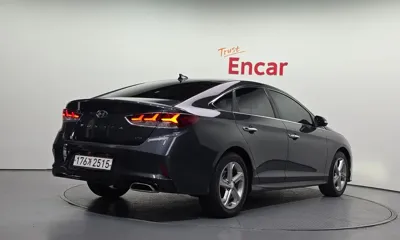 Hyundai Sonata 2019, 159428 км, за 6825.71 USD