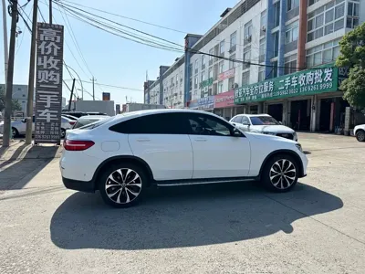 Mercedes-Benz GLC Coupe 2018, 80000 км, за 19569.96 USD